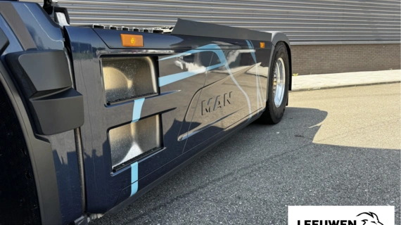 MAN TGX 18.520 LL SA Vecto3