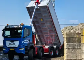 Bos Moordrecht kiest voor continuïteit én comfort met twee nieuwe MAN TGS-trucks