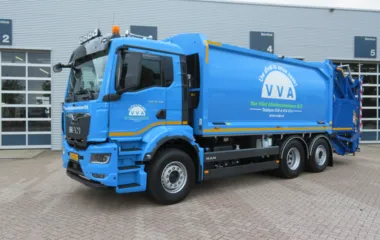 2x MAN TGS 26.330 6x2-4 BL CH